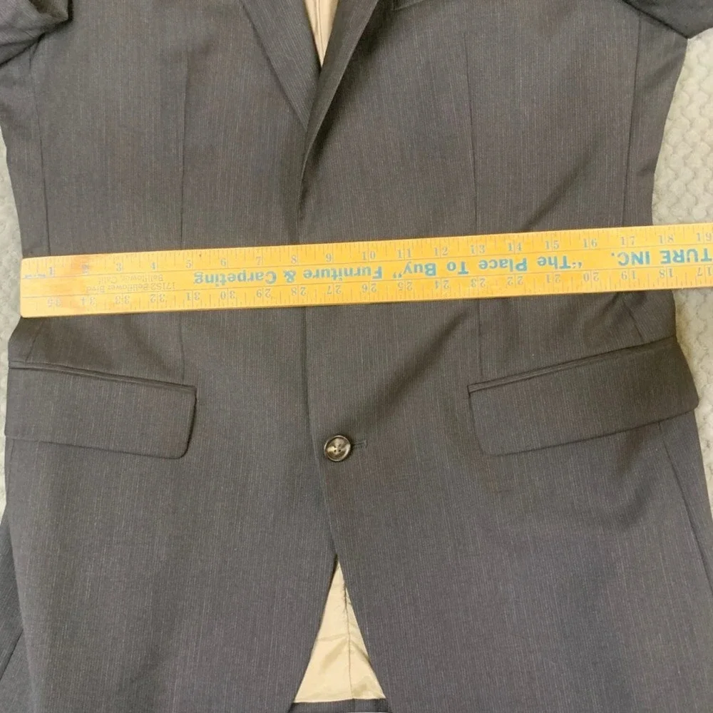 Hugo Boss Blazer Mens 40L Charcoal Gray 100% Virgin Wool 2 Button Sport Coat